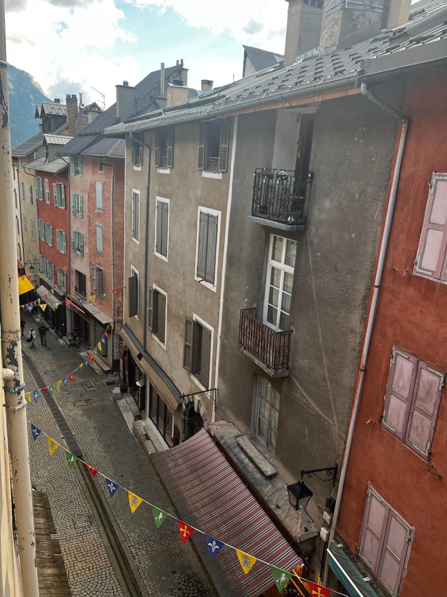 Appartement Moderne Et Chaleureux Briançon Екстериор снимка